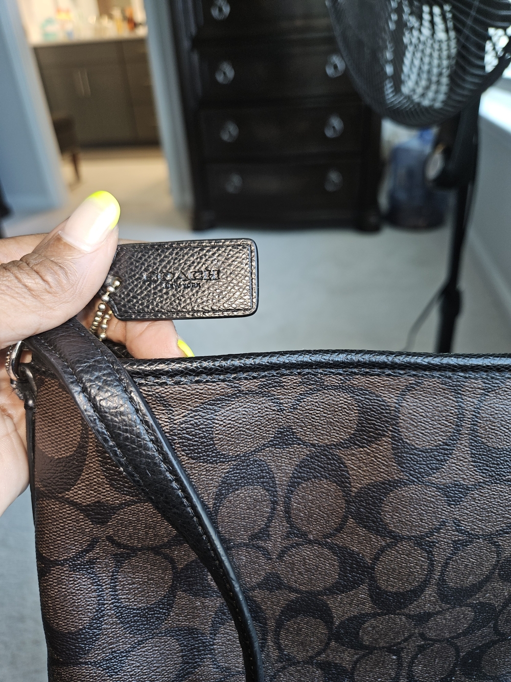 Coach Signature Crossbody in Brown/Black - Picture 3 of 11